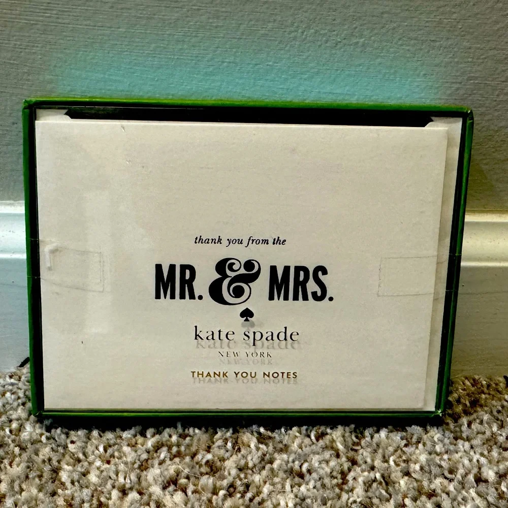 kate spade Mr. & Mrs. Thank You Notes in White with Green Trim